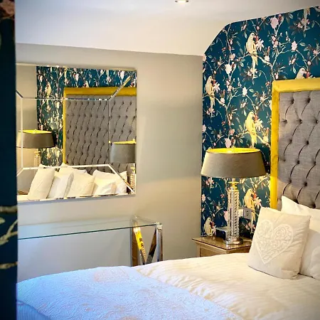 מלון The General Tarleton 5*