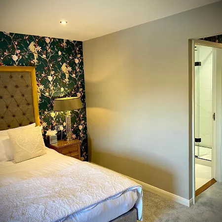 The General Tarleton הרוגייט