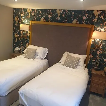 The General Tarleton Hotel