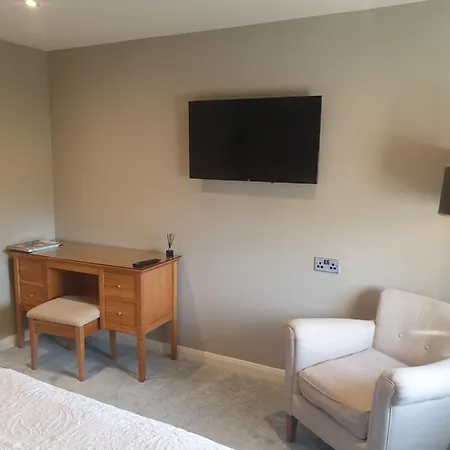 The General Tarleton מלון