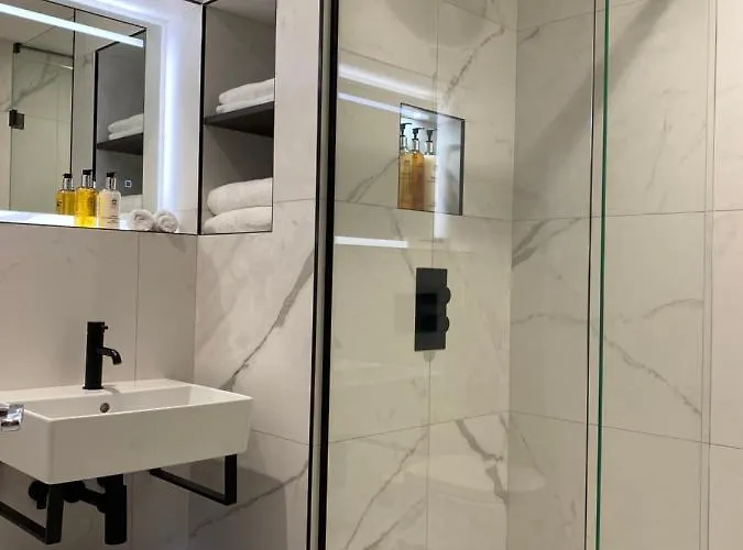 Hotel The General Tarleton 5*