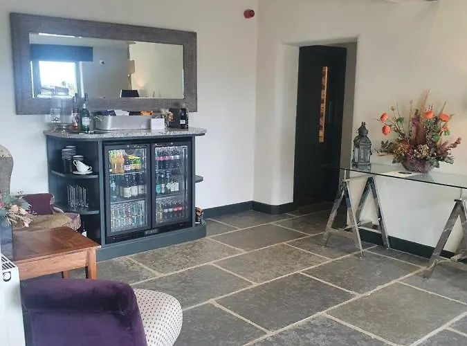 The General Tarleton Hotel