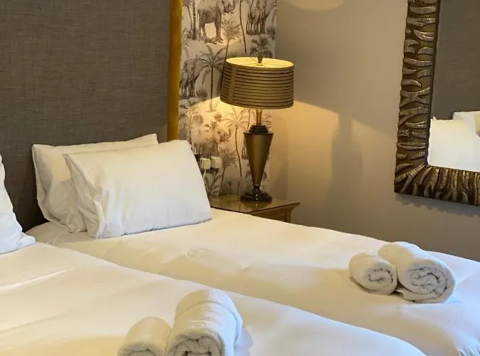 The General Tarleton 5*