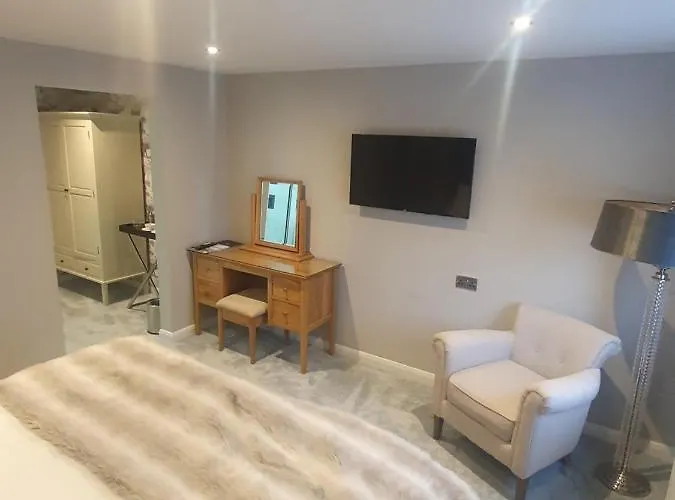 The General Tarleton 5*